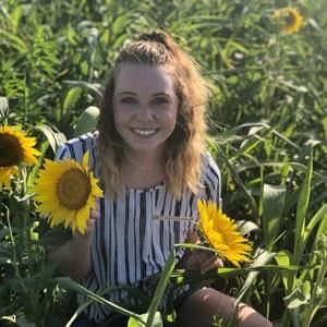 Meet your Posher, Maddie